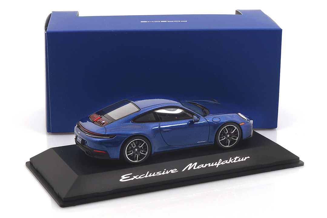 Porsche 911 (992.2) Carrera T Club Coupe 70 Jahre Spark 1:43 WAP0200650TPCA