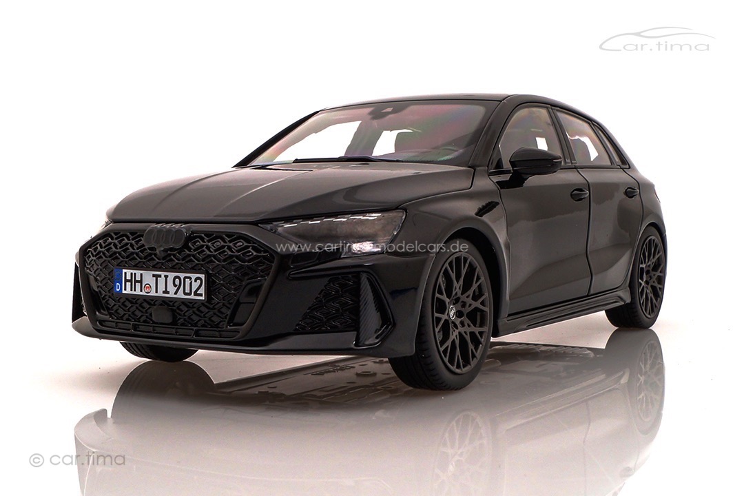 Audi RS3 2025 Myth Black met. Norev 1:18 188388