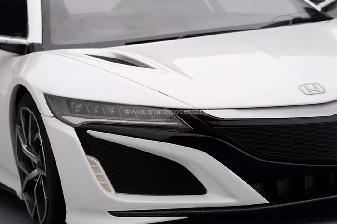 Honda NSX 130R White/Carbon Package TSM 1:12 TSM161213 Honda NSX 130R White/Carbon Package TSM 1:12 TSM161213