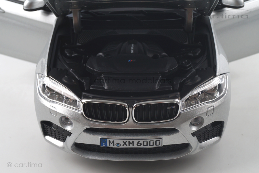 BMW X6 M 2016 silber Norev 1:18 183200 BMW X6 M 2016 silber Norev 1:18 183200