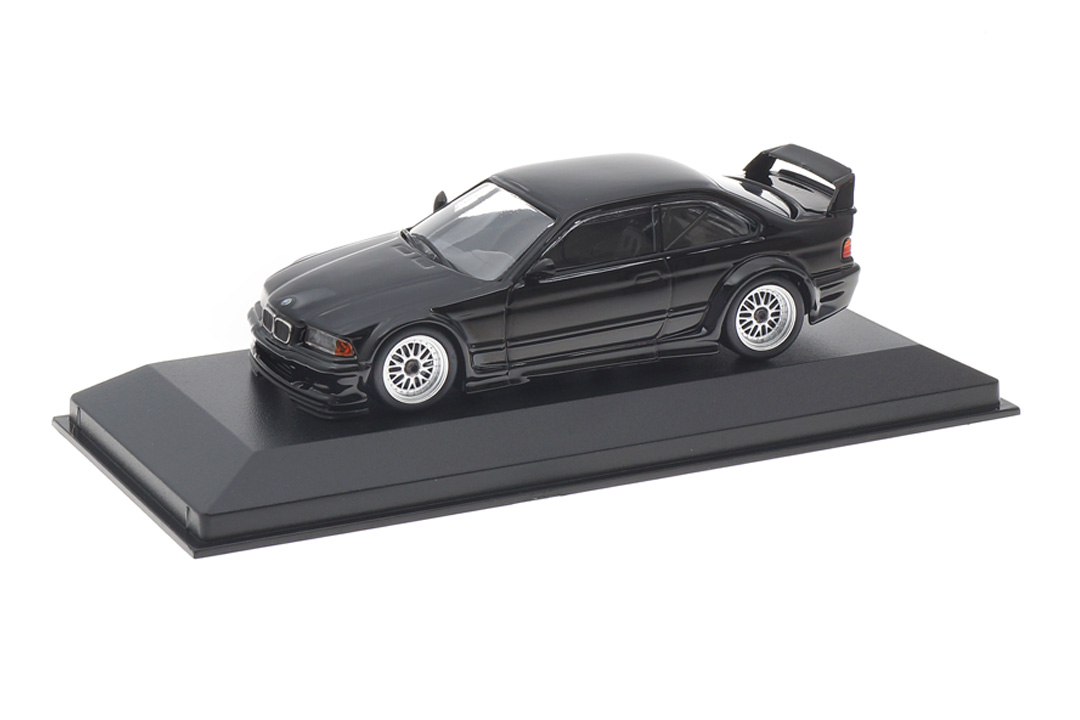 BMW M3 (E36) GTR schwarz Minichamps 1:43 940023380