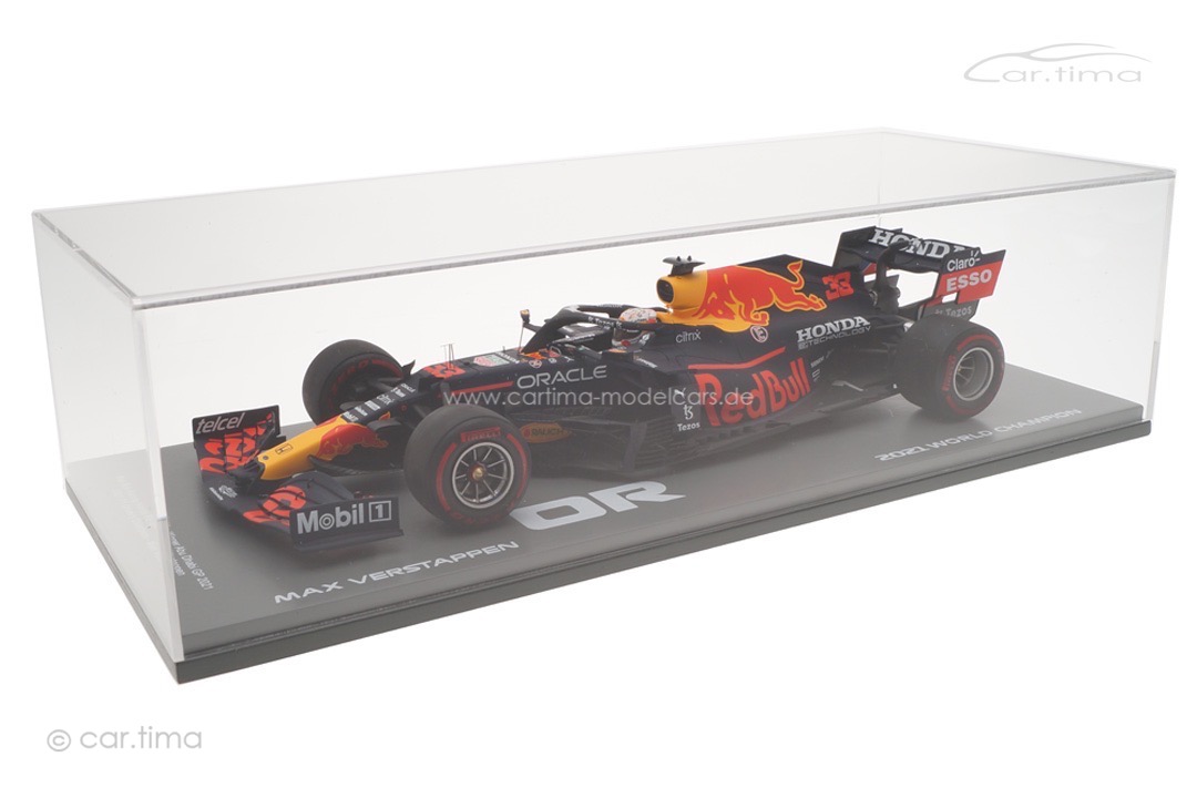 Red Bull Racing RB16B Winner GP Abu Dhabi 2021 Max Verstappen/pit board/No.1 board/displaycase Spark Red Bull Racing RB16B Winner GP Abu Dhabi 2021 Max Verstappen/pit board/No.1 board/displaycase Spark