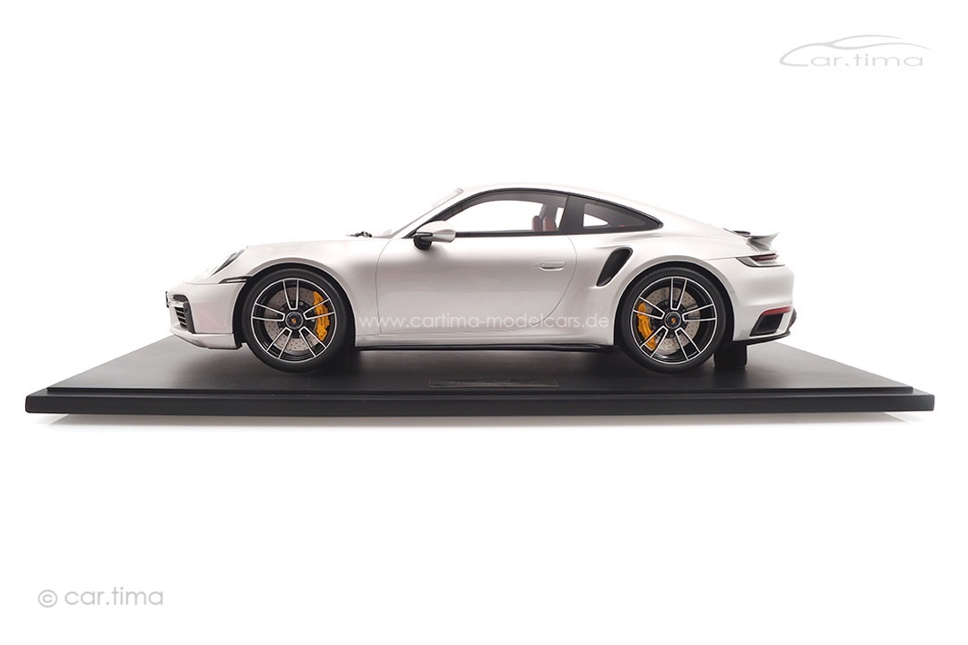 Porsche 911 (992) Turbo S GT-silber GT Spirit 1:8 GTS801801