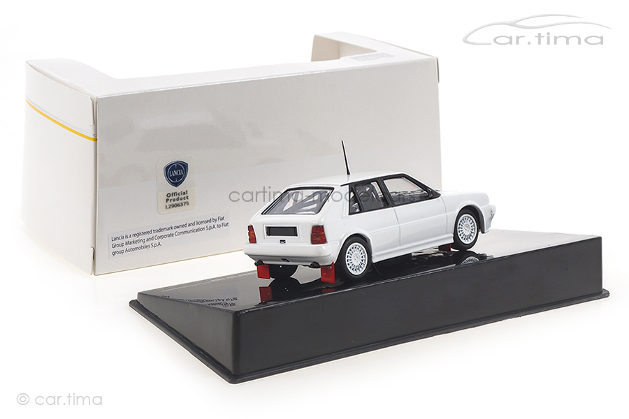 Lancia Delta HF Integrale 16V weiß IXO 1:43 MDCS026 Lancia Delta HF Integrale 16V weiß IXO 1:43 MDCS026