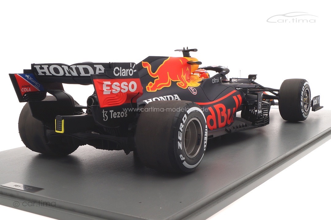 Red Bull Racing RB16B Winner GP Niederlande 2021 Max Verstappen inkl. Vitrine Spark 1:12 12S029