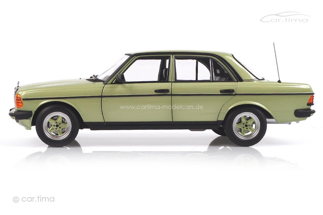 Mercedes-Benz 200 AMG W123 Silbergrünmet. Norev 1:18 183795