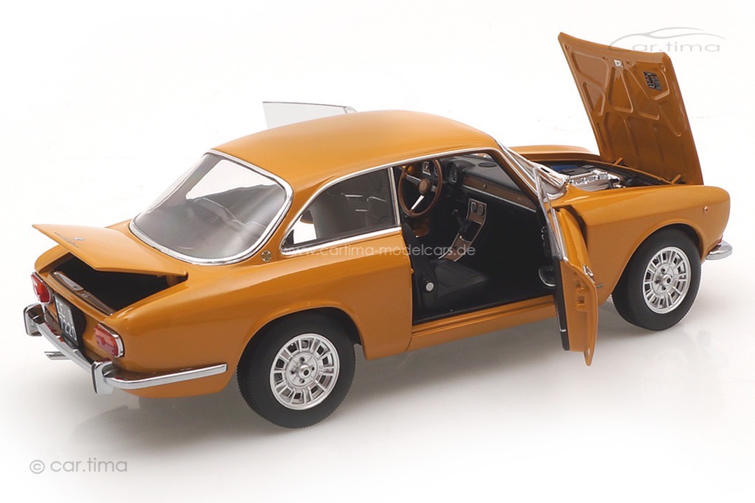 Alfa Romeo 1750 GTV 1970 gelb Norev 1:18 187910 Alfa Romeo 1750 GTV 1970 gelb Norev 1:18 187910