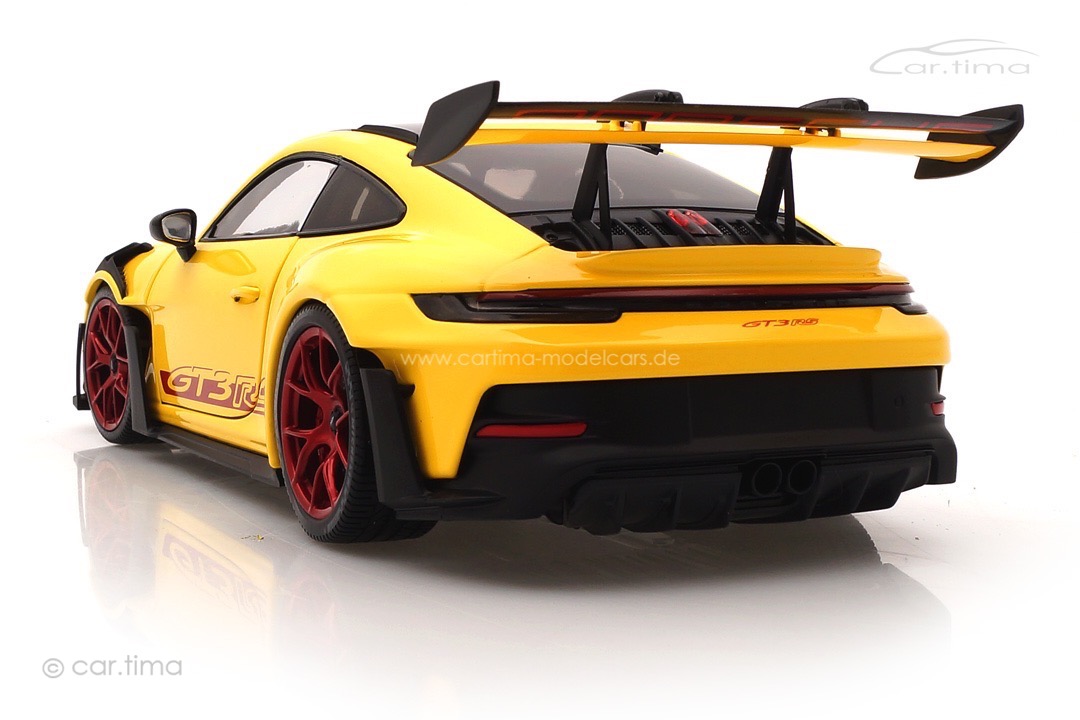 Porsche 911 (992) GT3 RS Weissach Package Racinggelb/Rad rot Minichamps 1:18 110062025 Porsche 911 (992) GT3 RS Weissach Package Racinggelb/Rad rot Minichamps 1:18 110062025