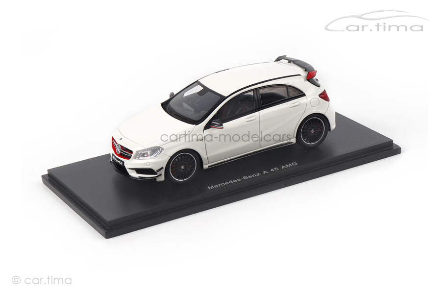 Mercedes-Benz A45 AMG weiß Spark 1:43 S1074 Mercedes-Benz A45 AMG weiß Spark 1:43 S1074