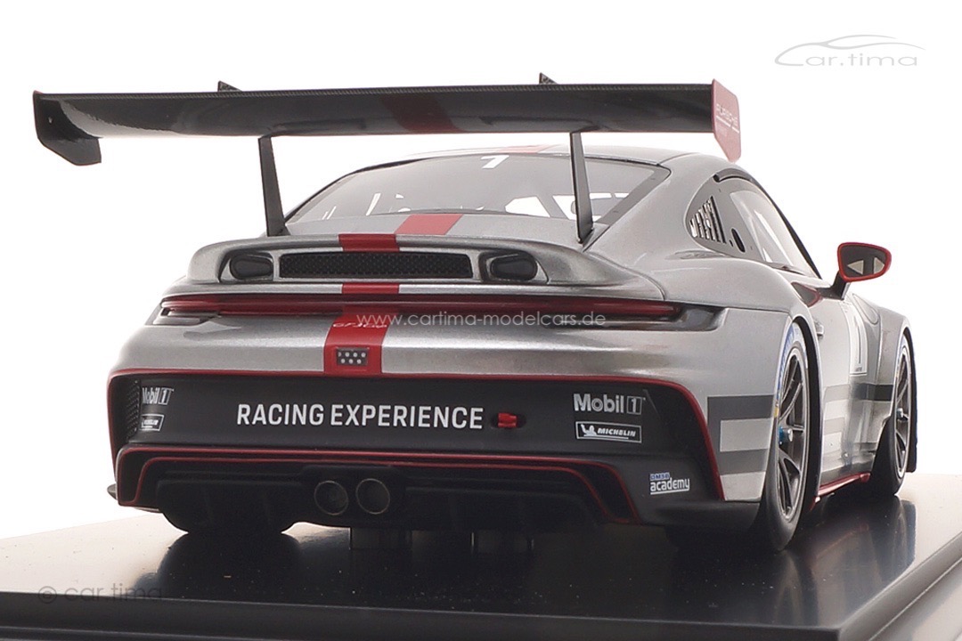 Porsche 911 (992) GT3 Cup Racing Experience Edition GT-Silber/rot Spark 1:18 WAP0211500NGTC