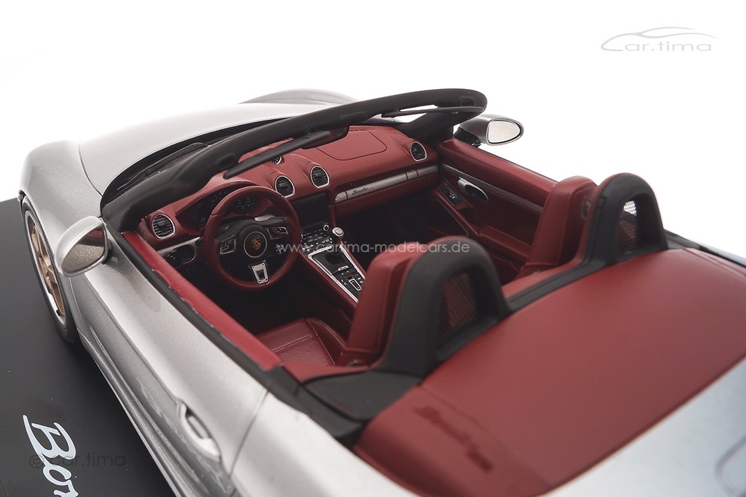 Porsche Boxster 982 25 Jahre Sondermodell GT-Silber Spark 1:18 WAP0212020NB25