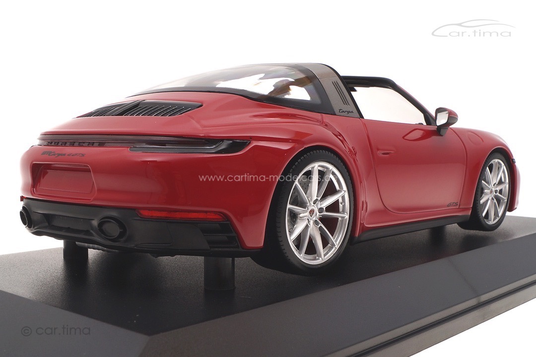 Porsche 911 (992) Targa 4 GTS Indischrot Minichamps 1:18 155061062 Porsche 911 (992) Targa 4 GTS Indischrot Minichamps 1:18 155061062