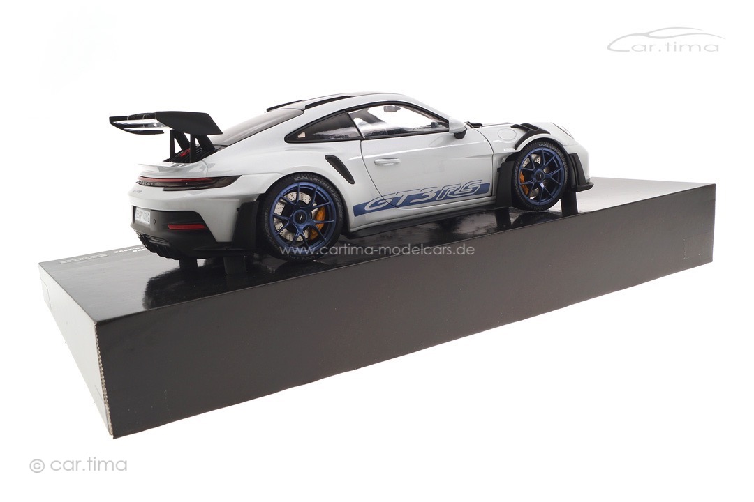 Porsche 911 (992) GT3 RS Weissach Package Icegreymet. Record run Minichamps 1:18 110062021