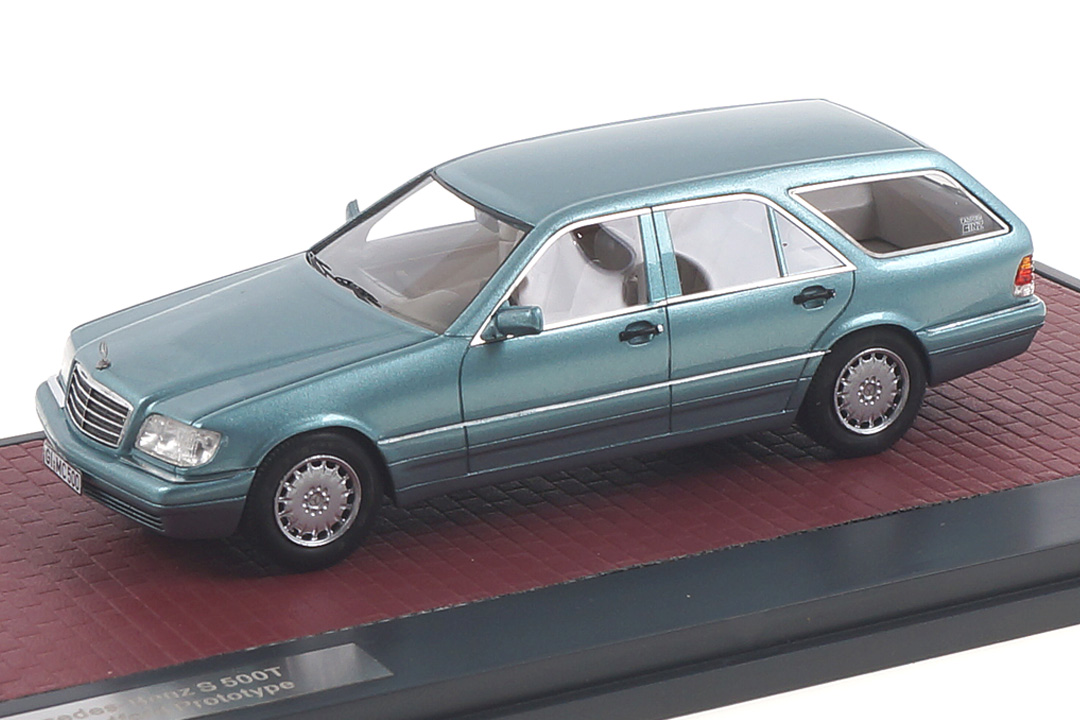 Mercedes-Benz Binz Cadform S140T blau met. Matrix 1:43 MX51302-221 Mercedes-Benz Binz Cadform S140T blau met. Matrix 1:43 MX51302-221
