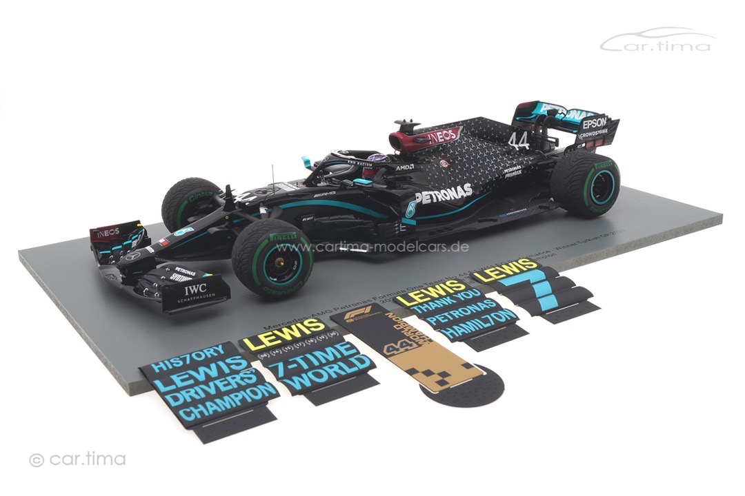 Mercedes-AMG F1 W11 Winner GP Türkei World Champion 2020 Lewis Hamilton Spark 1:18 18S567