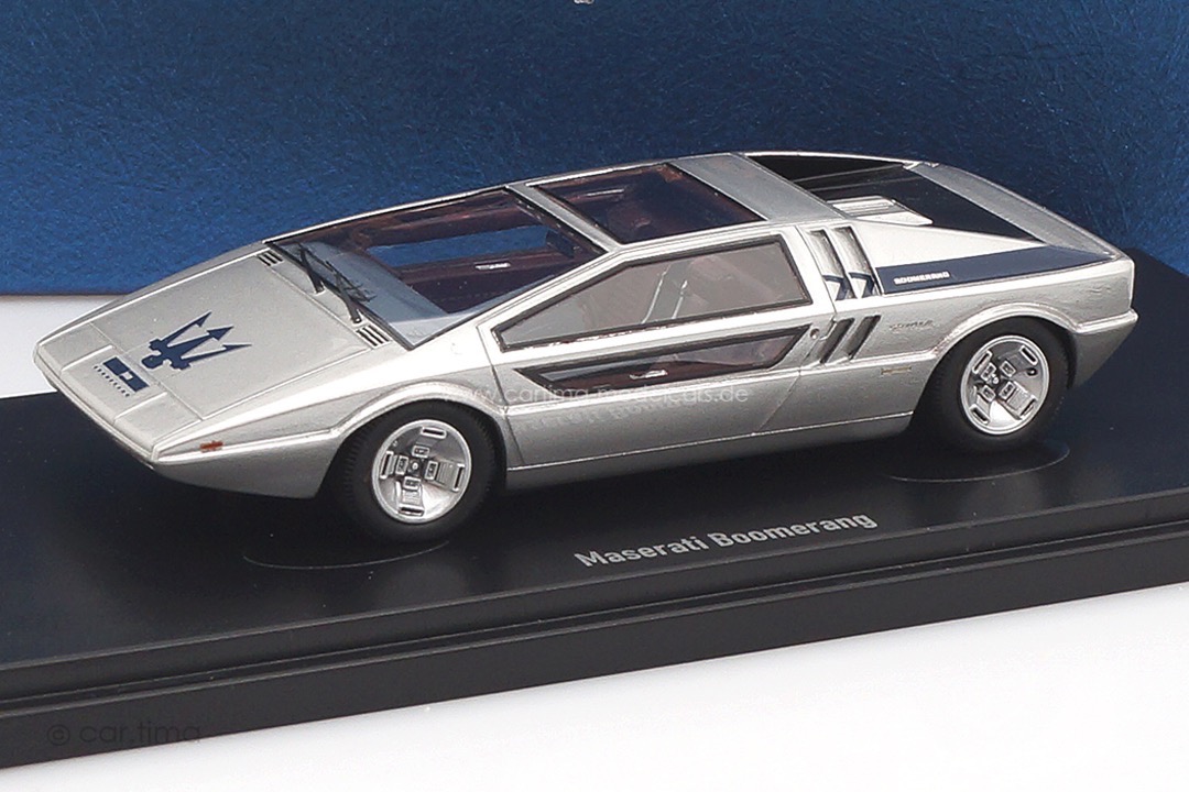 Maserati Boomerang Showcar 1971 silber autocult 1:43 90370