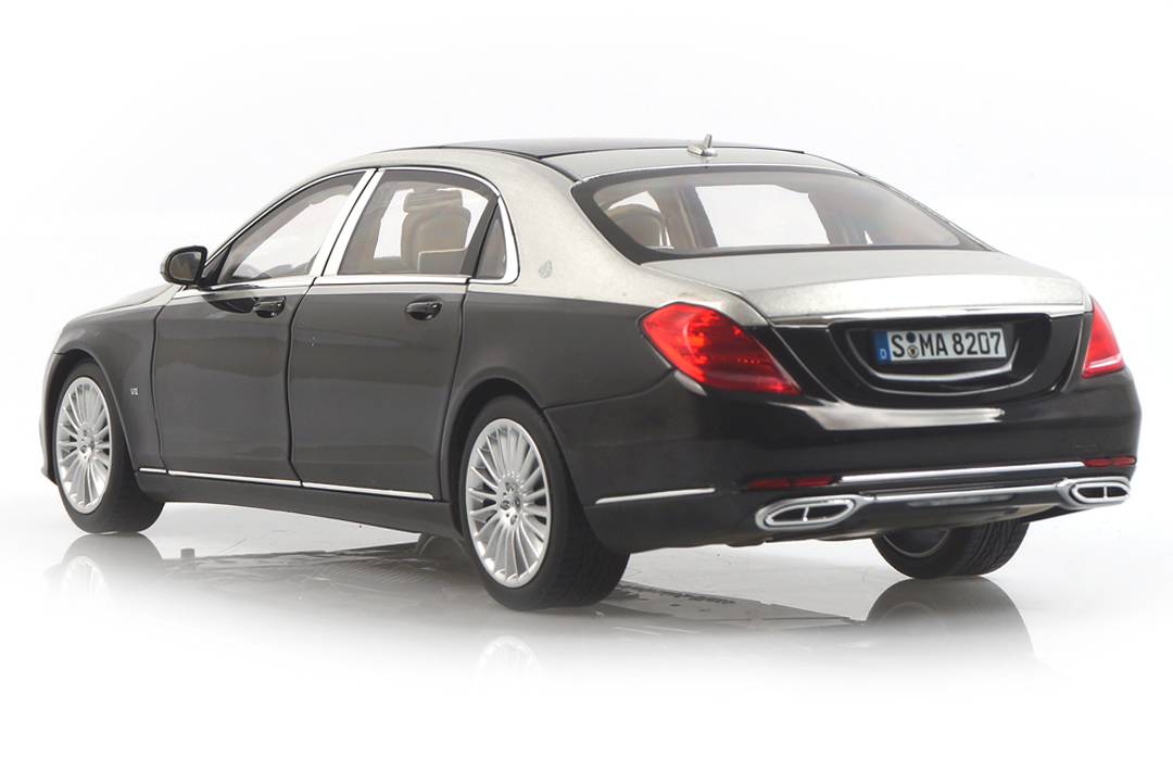 Mercedes-Maybach S650 2018 schwarz met./silber Norev 1:18 183427 Mercedes-Maybach S650 2018 schwarz met./silber Norev 1:18 183427