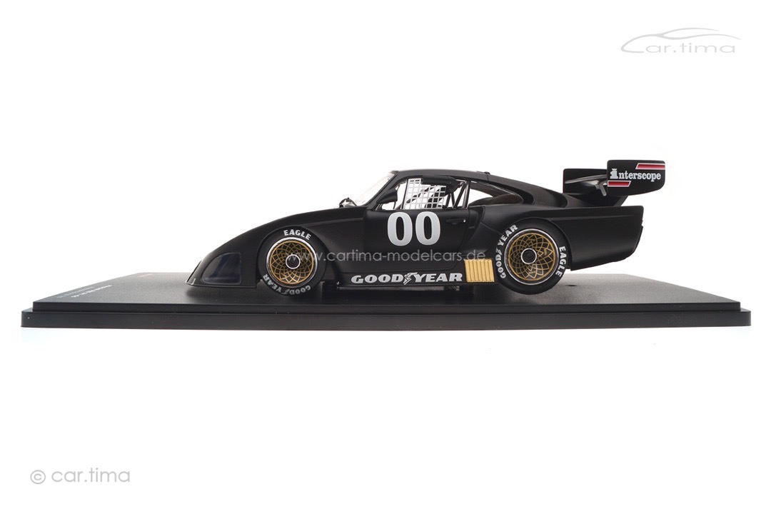 Porsche 935 K4 IMSA 1981 Field/Ongais Werk83 1:18 W18010003 Porsche 935 K4 IMSA 1981 Field/Ongais Werk83 1:18 W18010003