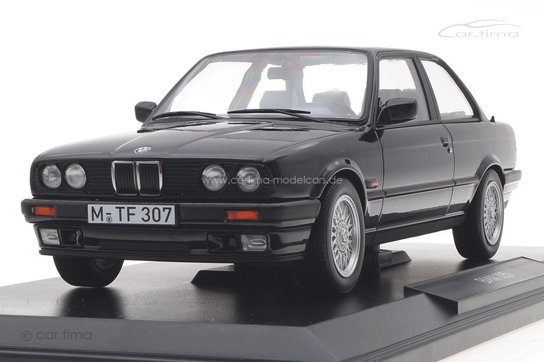 BMW 325i 1988 schwarz met. Norev 1:18 183203