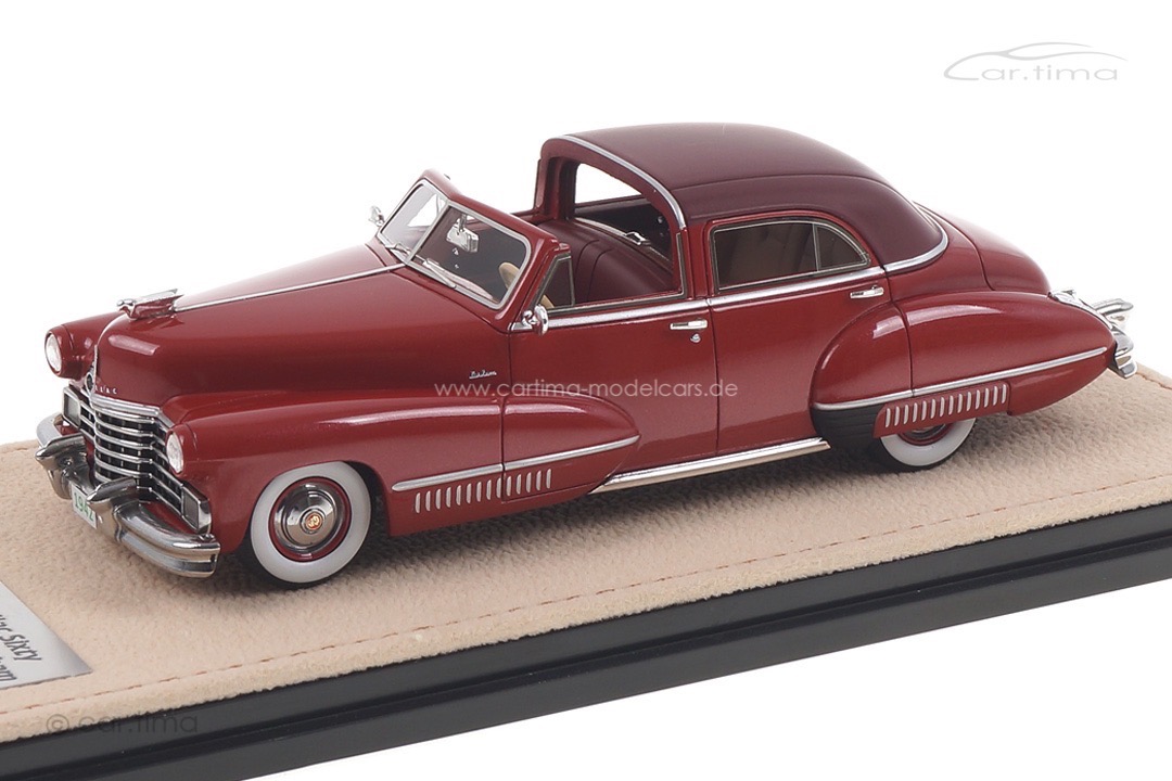 Cadillac Sixty Special Town Brougham by Derham Stamp Models 1:43 STM42201