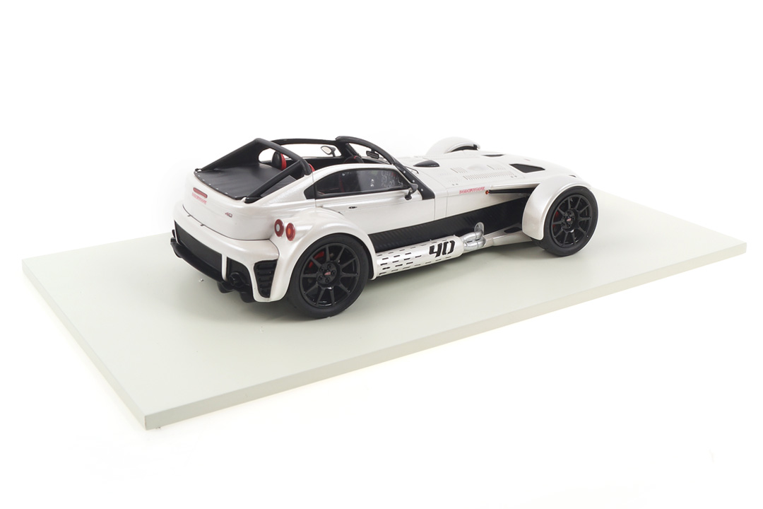 Donkervoort D8 GTO-40 Anniversary weiß Spark 1:18 18S368 Donkervoort D8 GTO-40 Anniversary weiß Spark 1:18 18S368