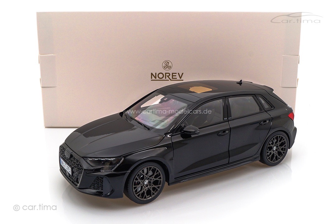 Audi RS3 2025 Myth Black met. Norev 1:18 188388