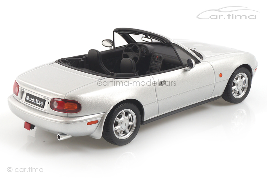 Mazda MX-5 Silverstone silber OttOmobile 1:18 OT321