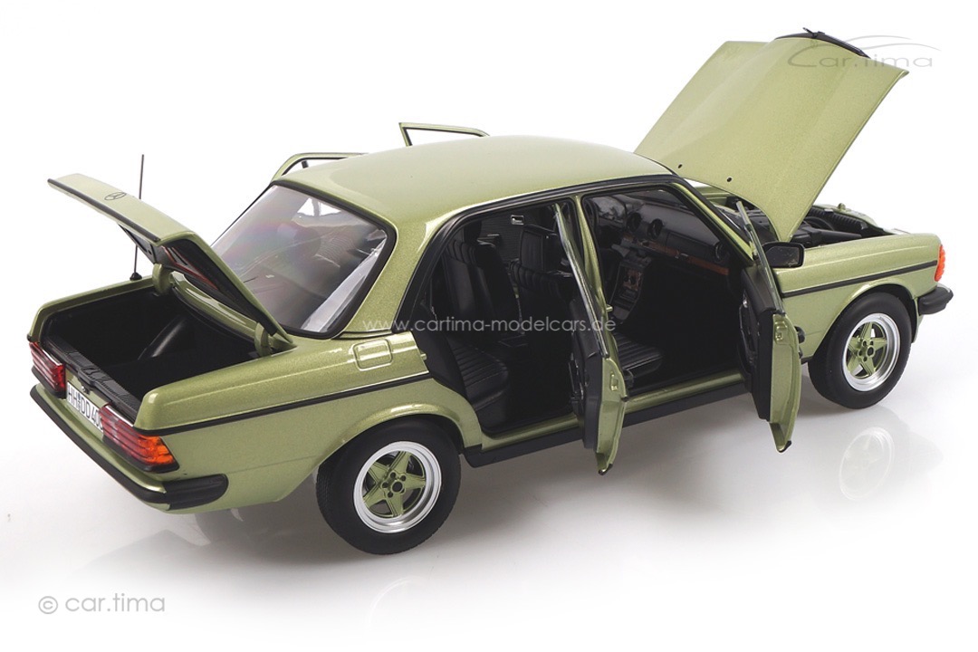 Mercedes-Benz 200 AMG W123 Silbergrünmet. Norev 1:18 183795