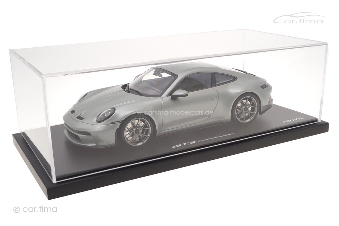 Porsche 911 (992) GT3 Touring 70 Years Porsche Australia Fischsilbergrau met. Minichamps 1:18 Porsche 911 (992) GT3 Touring 70 Years Porsche Australia Fischsilbergrau met. Minichamps 1:18