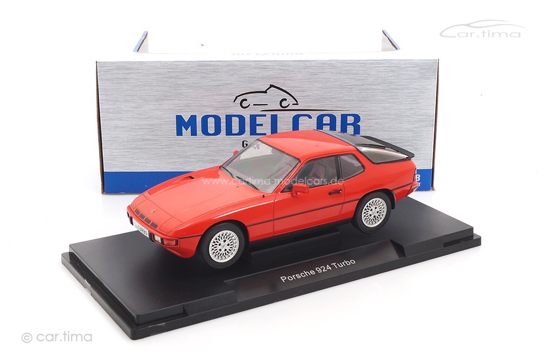 Porsche 924 Turbo Indischrot MCG 1:18 MCG18195