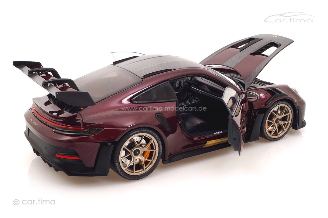 Porsche 911 (992) GT3 RS Weissach Package Amethyst met. Minichamps 1:18 110062029 Porsche 911 (992) GT3 RS Weissach Package Amethyst met. Minichamps 1:18 110062029