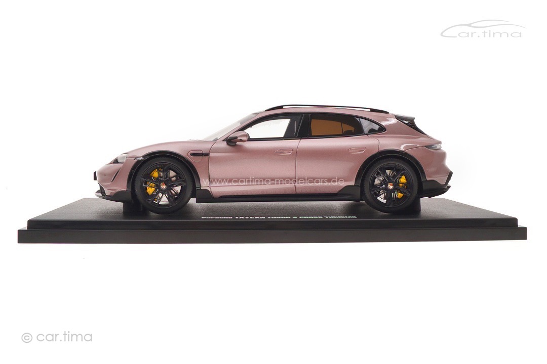 Porsche Taycan Turbo S Cross Turismo 2022 Frozen Berry met. GT Spirit 1:18 GT440 Porsche Taycan Turbo S Cross Turismo 2022 Frozen Berry met. GT Spirit 1:18 GT440