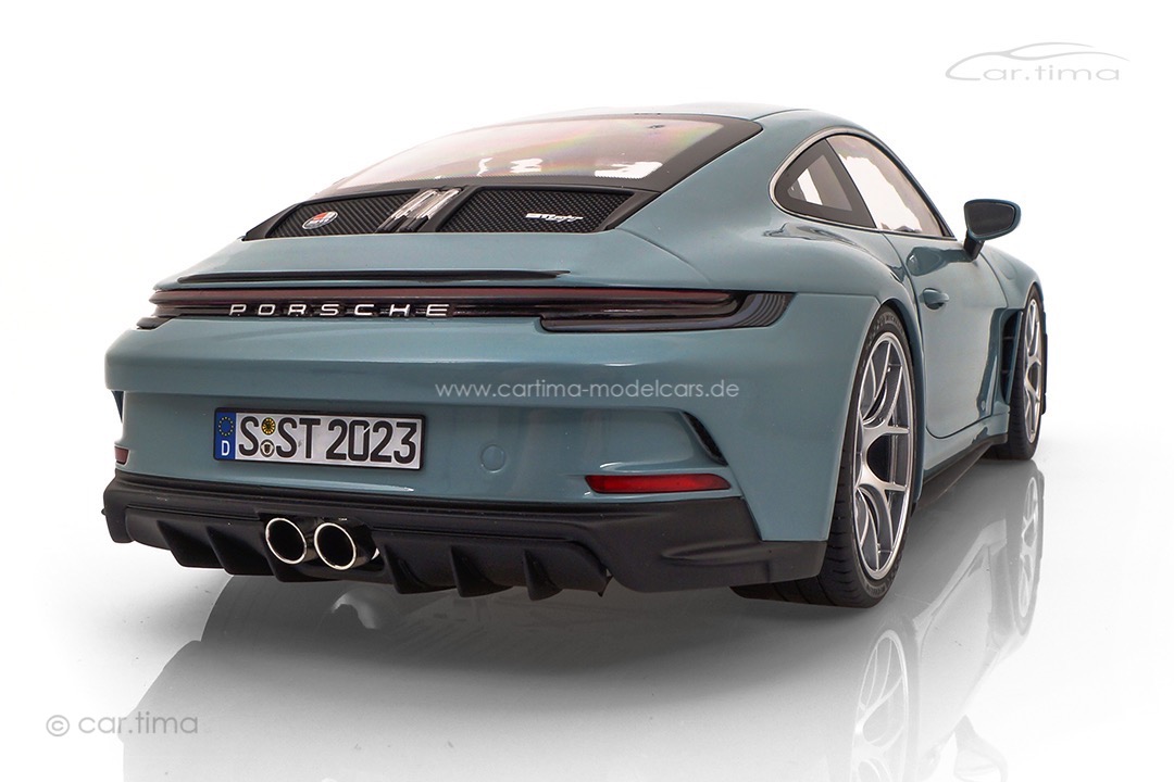Porsche 911 (992) S/T Meissenblau Norev 1:12 127550