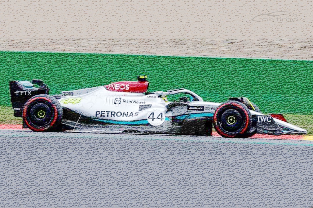 Mercedes-AMG Petronas F1 W13 GP Belgien 2022 Lewis Hamilton Spark 1:18 18S770