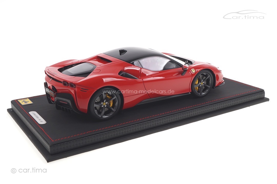Ferrari SF90 Stradale Rosso Corsa 322 BBR 1:18 P18180A2 Ferrari SF90 Stradale Rosso Corsa 322 BBR 1:18 P18180A2