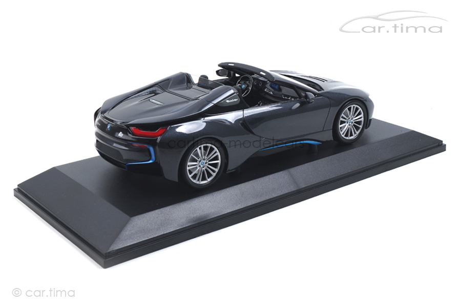 BMW I8 Roadster (l15) grey met. Minichamps 1:18 155027030 BMW I8 Roadster (l15) grey met. Minichamps 1:18 155027030