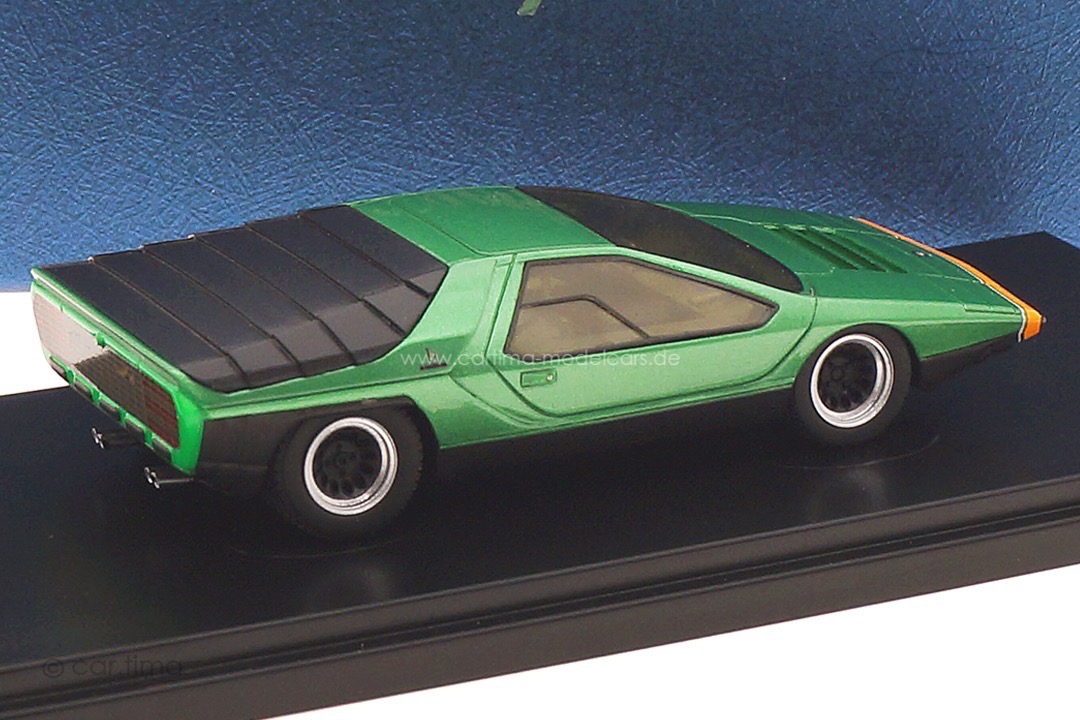 Alfa Romeo Caraba Bertone 1968 grün autocult 1:43 90379
