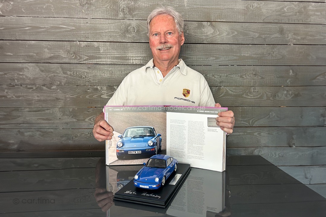 Porsche 911 (964) Carrera RS Maritimblau Originalsignatur Dieter Röscheisen car.tima 1:18 Porsche 911 (964) Carrera RS Maritimblau Originalsignatur Dieter Röscheisen car.tima 1:18
