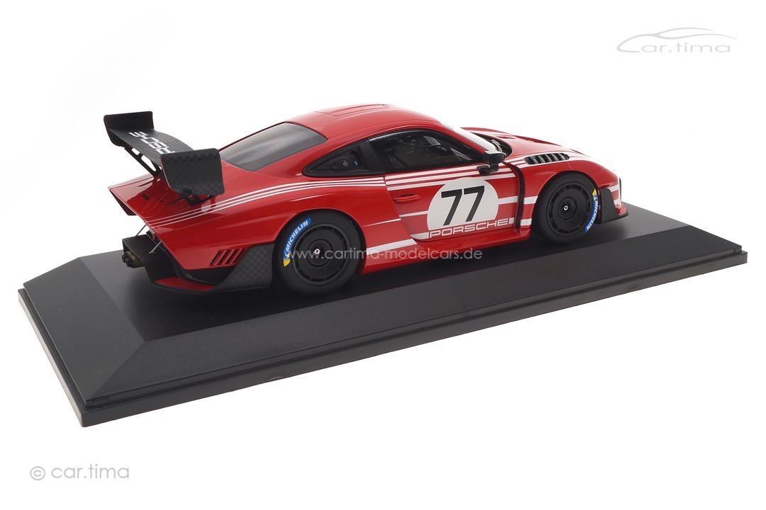 Porsche 935/19 Salzburg Design Minichamps 1:18 155067577 Porsche 935/19 Salzburg Design Minichamps 1:18 155067577