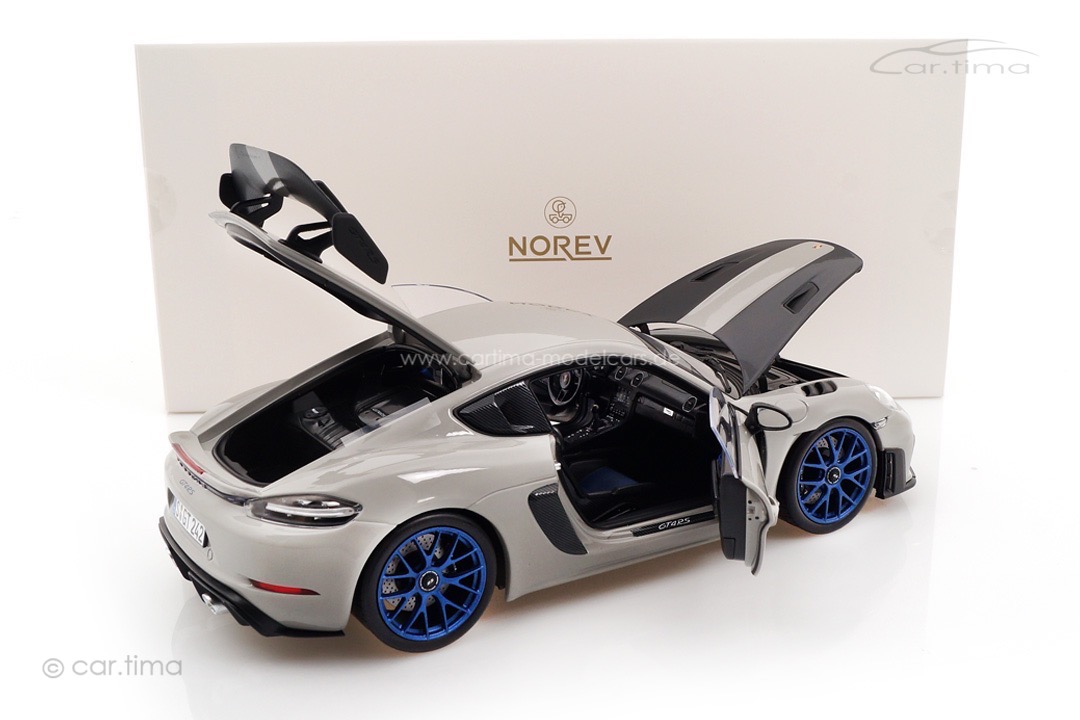 Porsche 718 Cayman GT4 RS Weissach Package Kreide Norev 1:18 187253