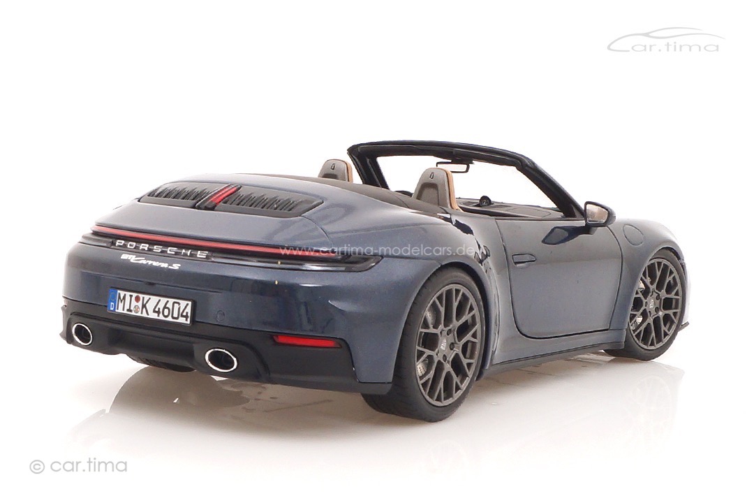 Porsche 911 (992.2) Carrera S Cabriolet Yachtingblaumet. Norev 1:18 187180
