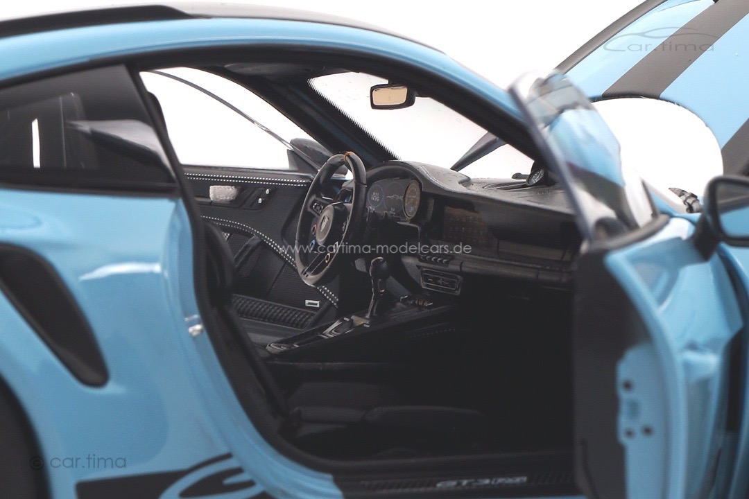 Porsche 911 (992) GT3 RS Weissach Package Gulfblau Norev 1:18 187367