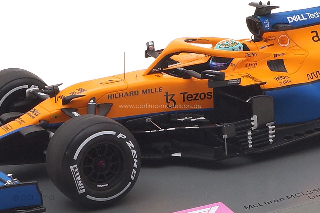 McLaren MCL35M Winner GP Italien 2021 Daniel Ricciardo/pit board Spark 1:18 18S602 McLaren MCL35M Winner GP Italien 2021 Daniel Ricciardo/pit board Spark 1:18 18S602