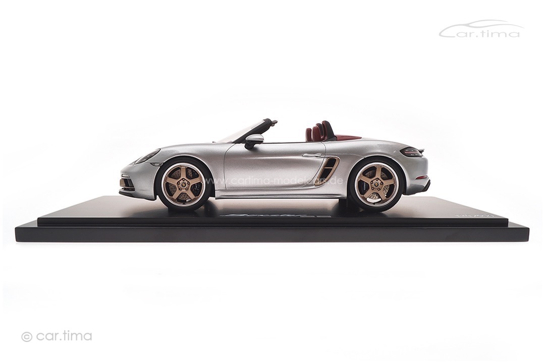 Porsche Boxster 982 25 Jahre Sondermodell GT-Silber Spark 1:18 WAP0212020NB25