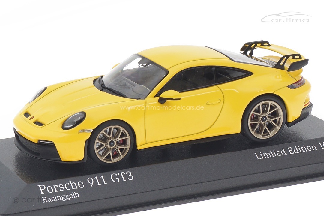 Porsche 911 (992) GT3 Racinggelb/Neodyme Minichamps 1:43 413069208 Porsche 911 (992) GT3 Racinggelb/Neodyme Minichamps 1:43 413069208