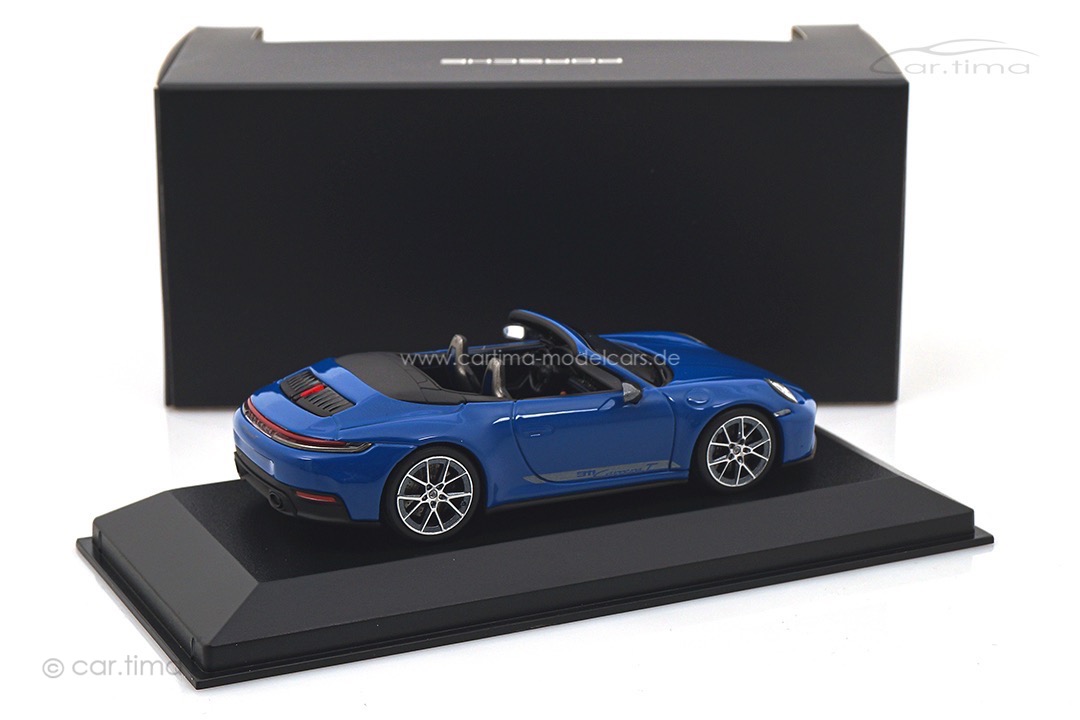 Porsche 911 (992.2) Carrera T Cabriolet Luganoblau Minichamps 1:43 WAP0200260SCPE