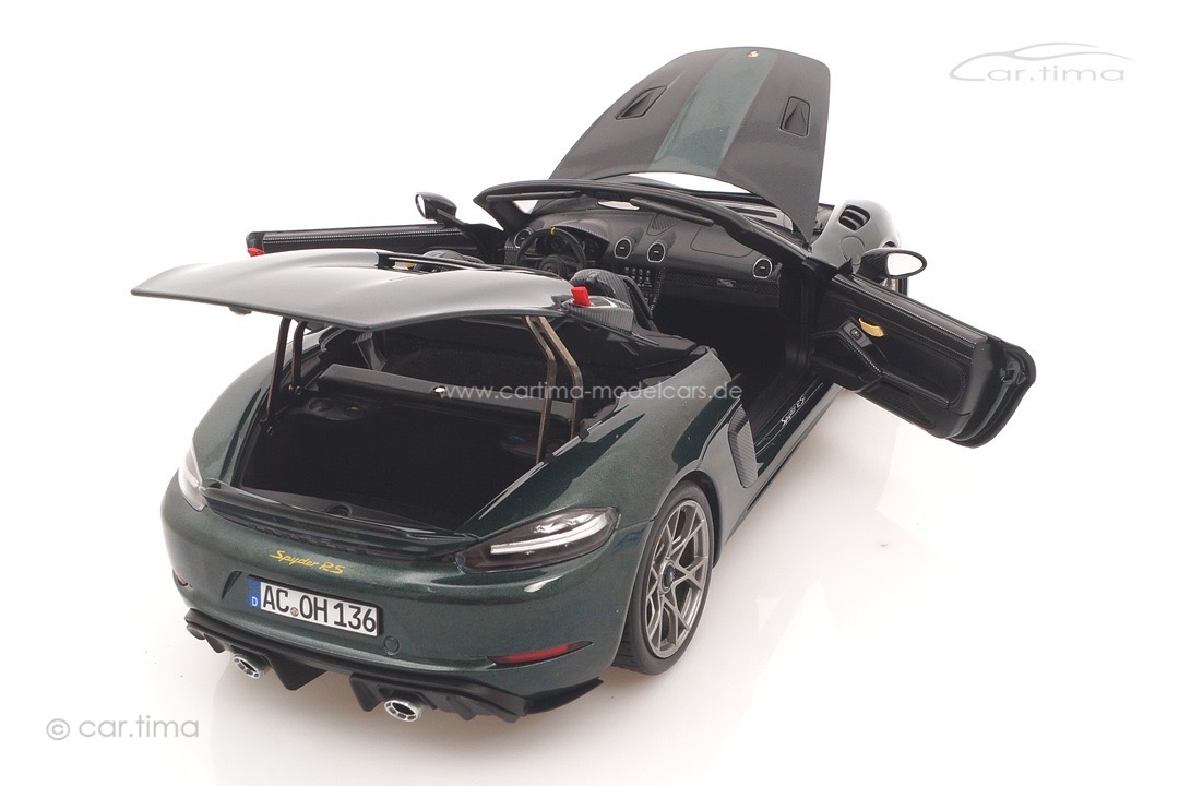Porsche 718 (982) Spyder RS Weissach Paket Tannengrün Norev 1:18 187272