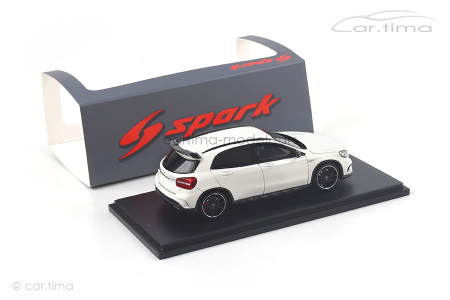 Mercedes-Benz GLA45 AMG weiß Spark 1:43 S4911 Mercedes-Benz GLA45 AMG weiß Spark 1:43 S4911
