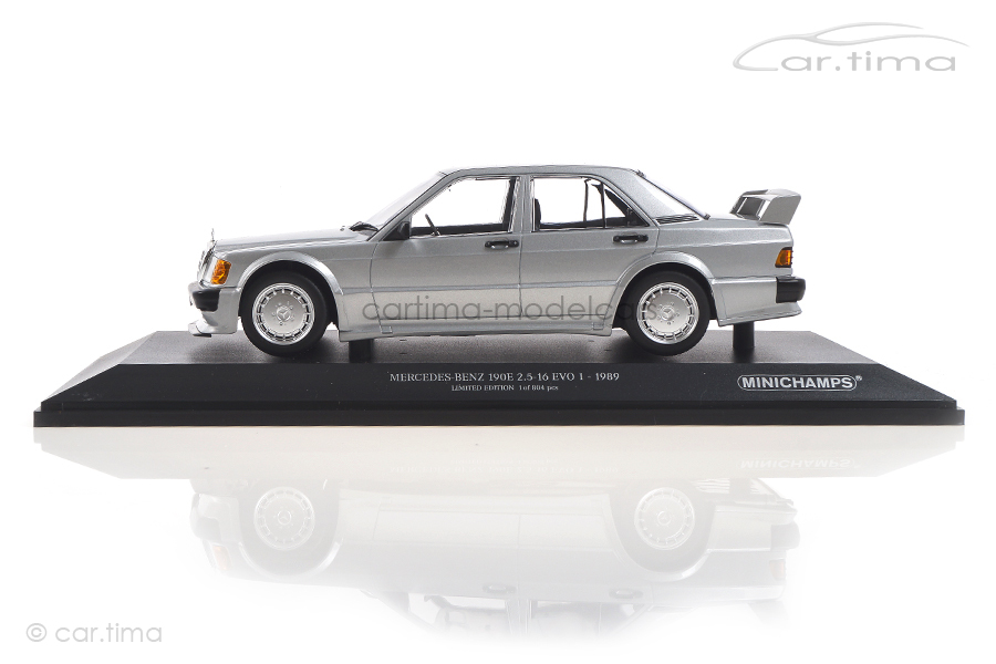 Mercedes-Benz 190E 2,5-16 EVO 1 silber Minichamps 1:18 155036001 Mercedes-Benz 190E 2,5-16 EVO 1 silber Minichamps 1:18 155036001