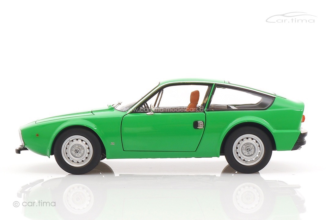 Alfa Romeo Junior Zagato grün Norev 1:18 187832